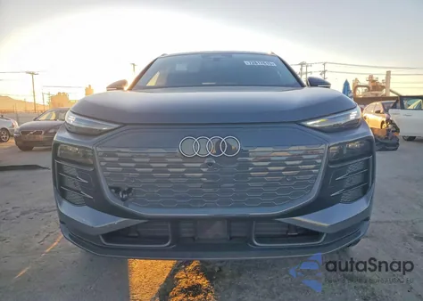 2025 Audi Q6 E-Tron Premium Plus z USA, uszkodzony, nr VIN WA122BGF2SA034702